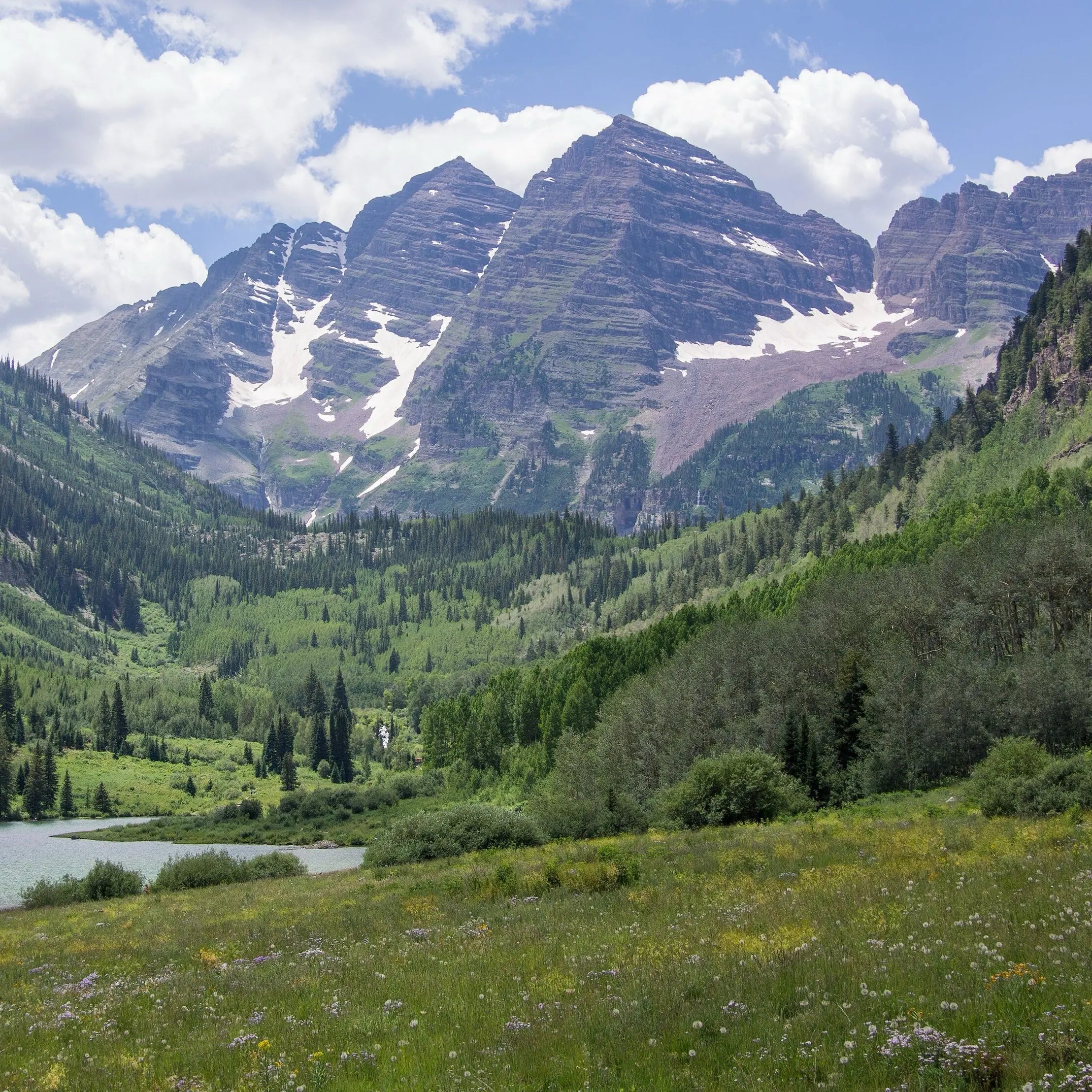 Elk-Mountains Sculpted Peaks