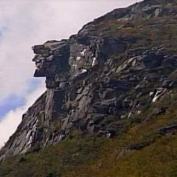 New-England Sculpted Peaks