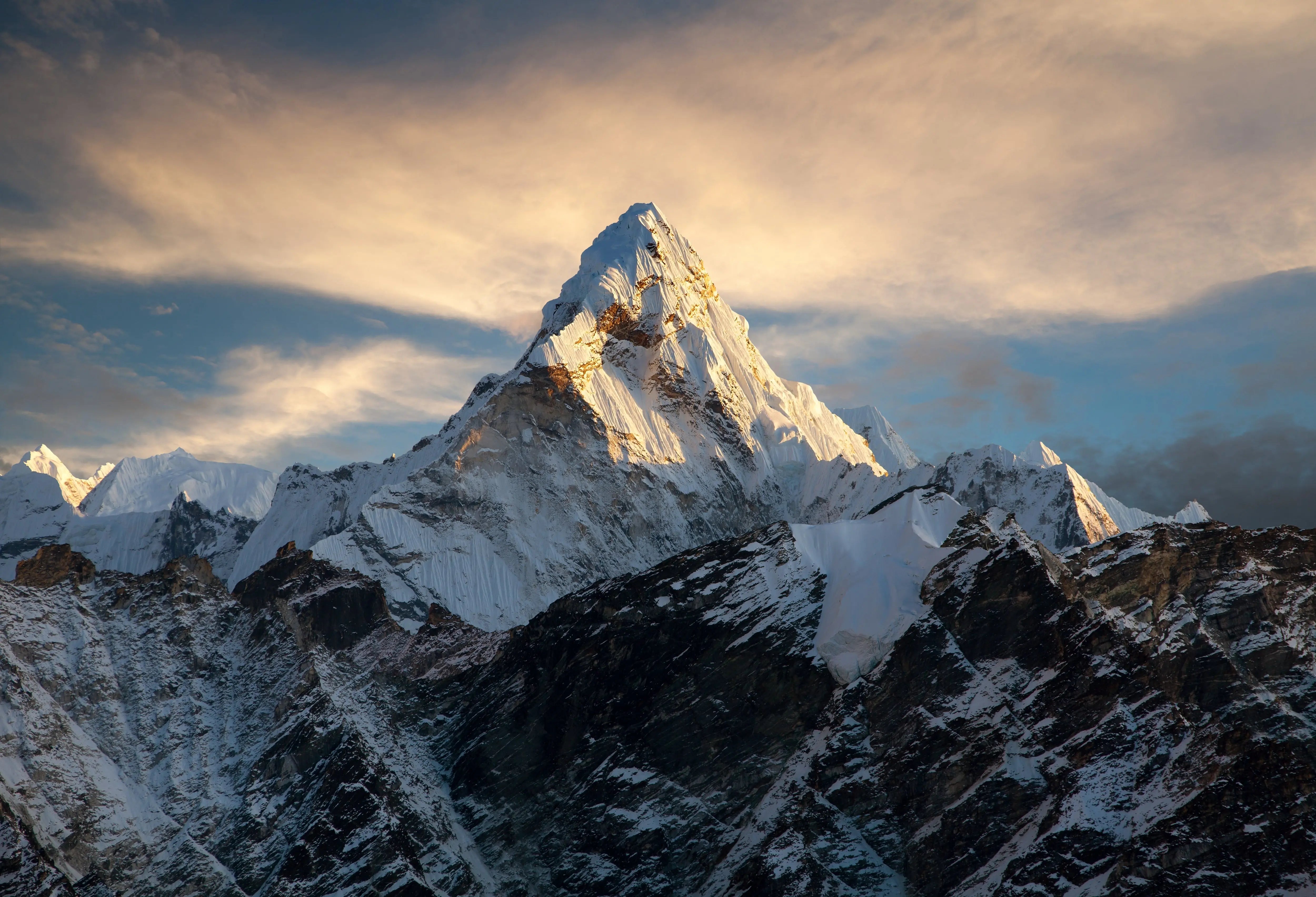 Ama Dablam (Sample Sculpture) - SMPL 153 Sculpted Peaks
