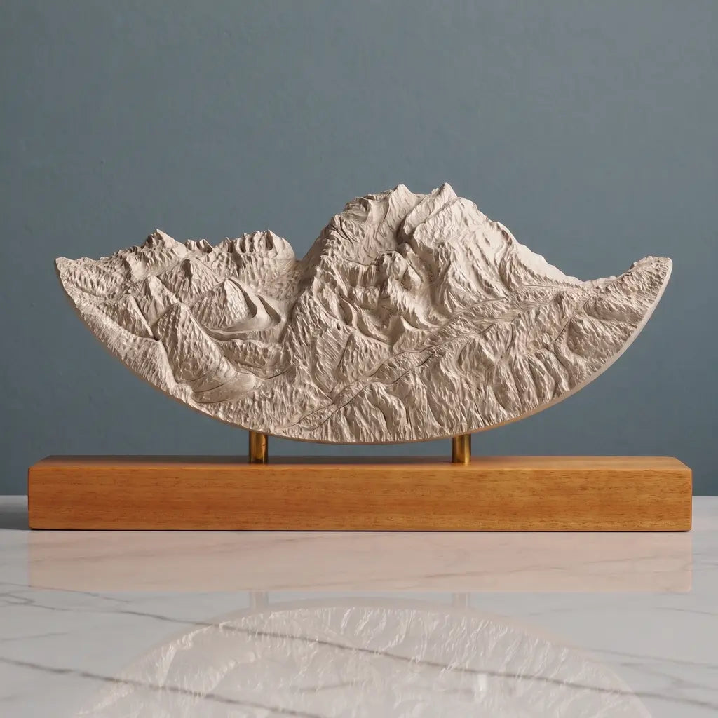 Aiguille du Fruit Sculpture - Courchevel Sculpted Peaks