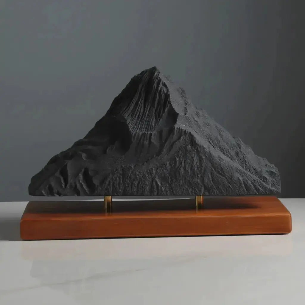 Alpamayo Sculpture (Cordillera Blanca, Peru) Sculpted Peaks