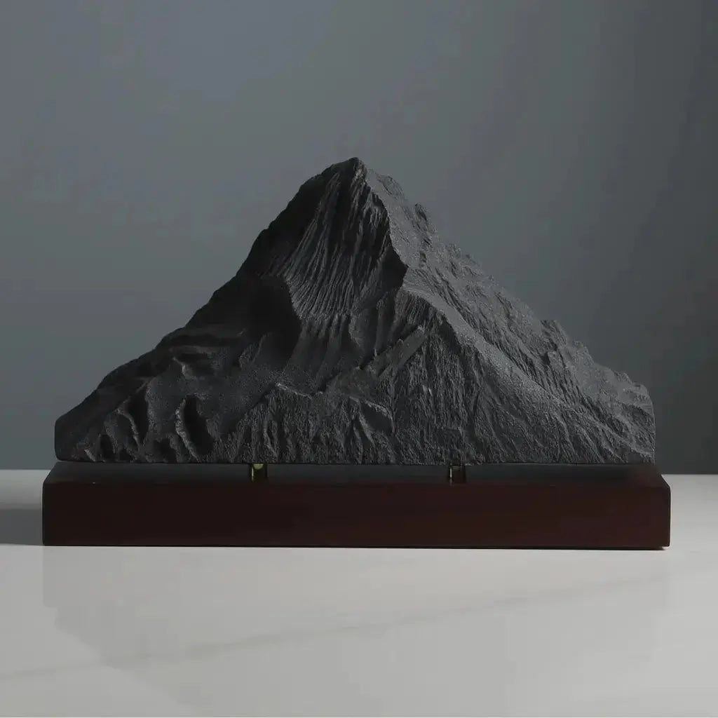 Alpamayo Sculpture (Cordillera Blanca, Peru) Sculpted Peaks