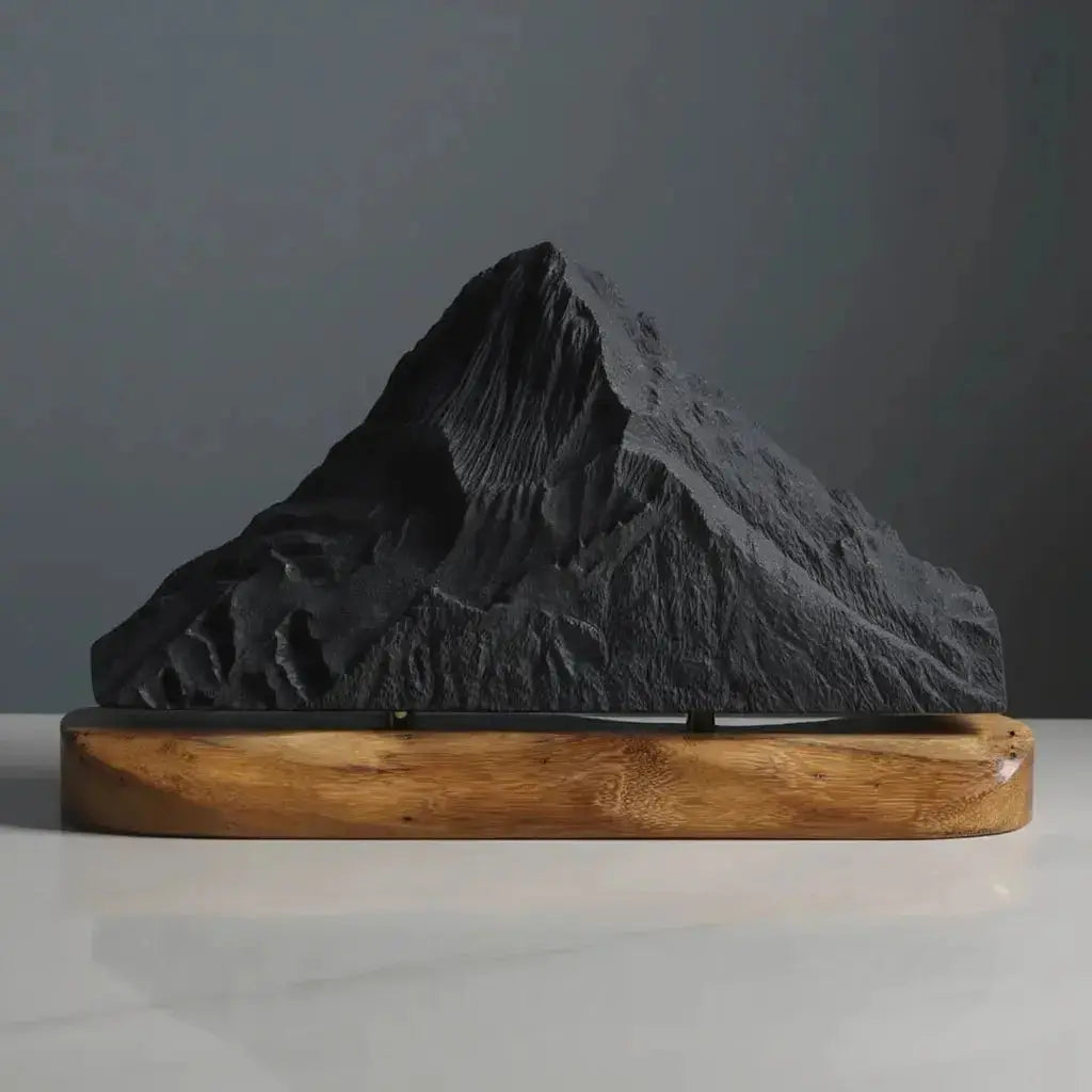 Alpamayo Sculpture (Cordillera Blanca, Peru) Sculpted Peaks