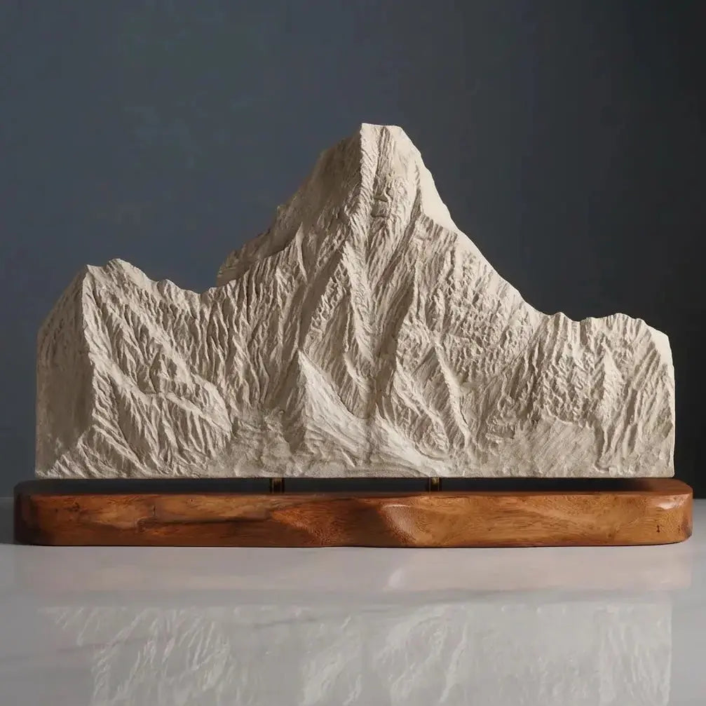 Ama Dablam Sculpture (Himalayas, Nepal) Sculpted Peaks