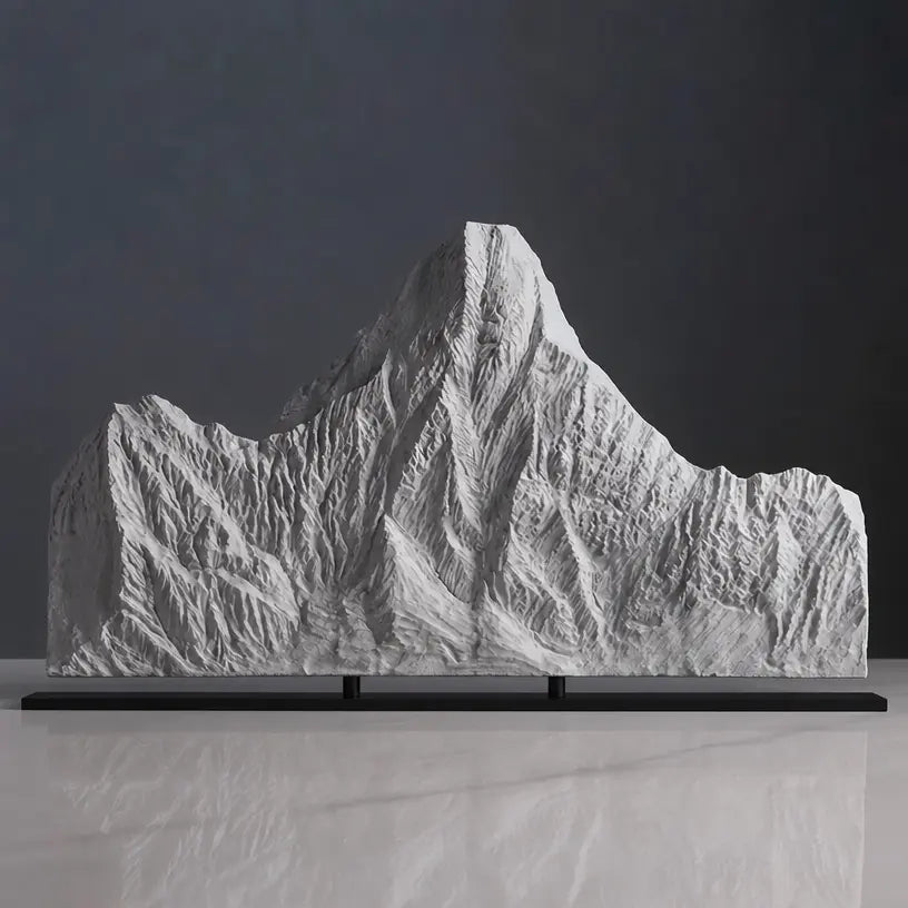 Ama Dablam Sculpture (Himalayas, Nepal) Sculpted Peaks