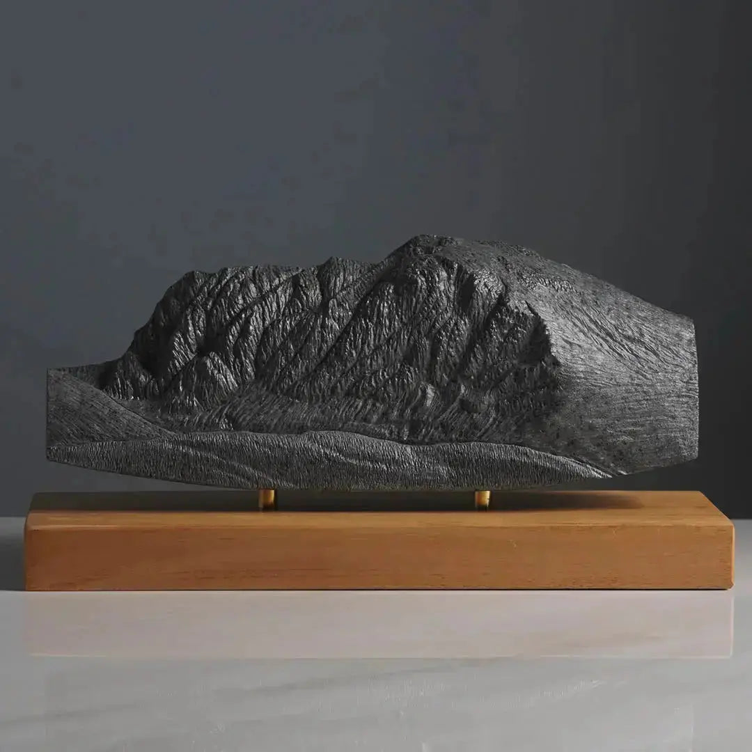 Ben Nevis Sculpture (Scottish Highlands, Scotland) Sculpted Peaks