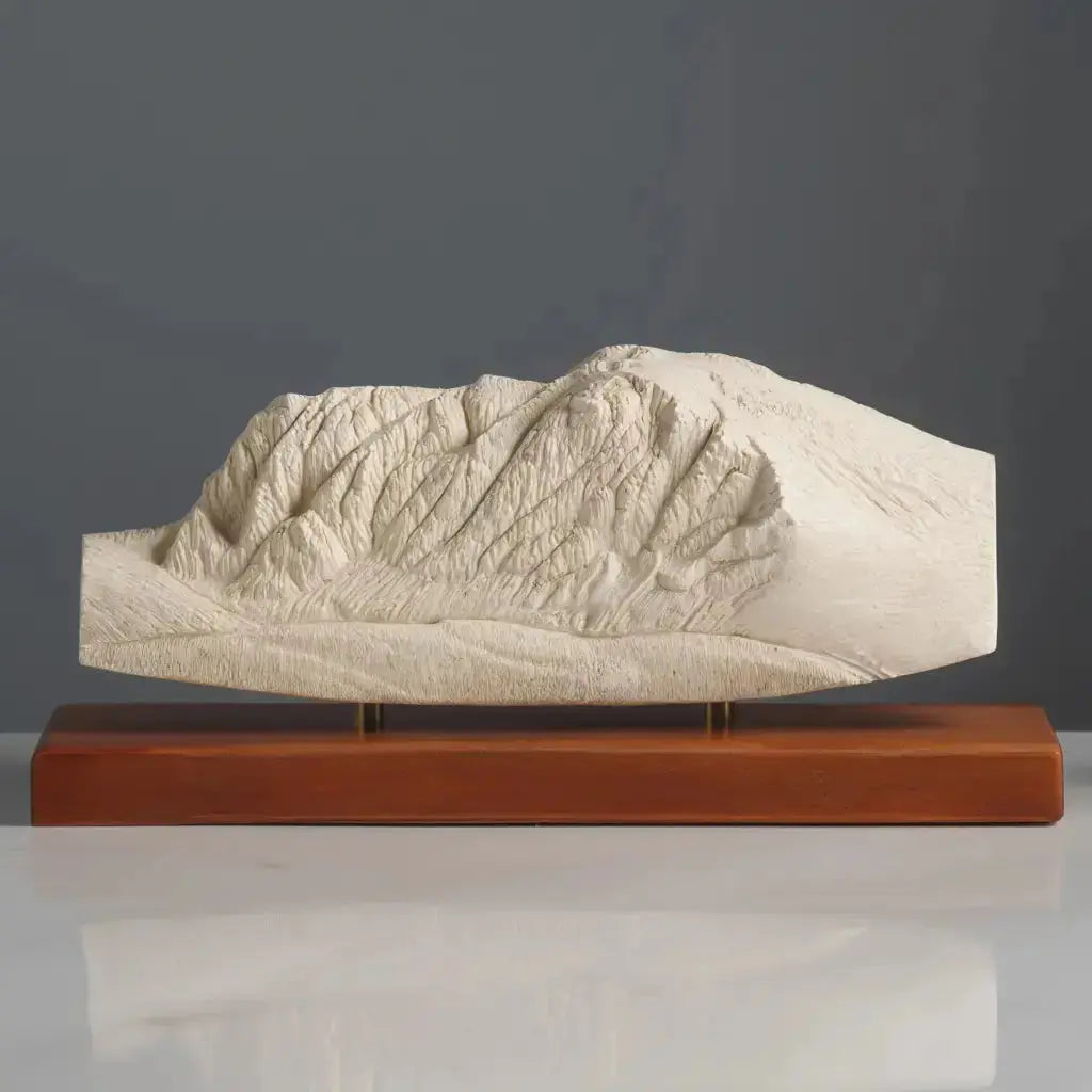 Ben Nevis Sculpture (Scottish Highlands, Scotland) Sculpted Peaks