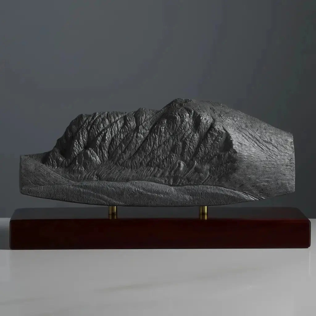 Ben Nevis Sculpture (Scottish Highlands, Scotland) Sculpted Peaks