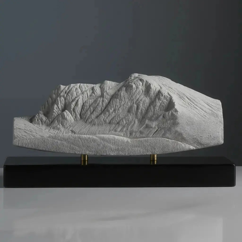 Ben Nevis Sculpture (Scottish Highlands, Scotland) Sculpted Peaks