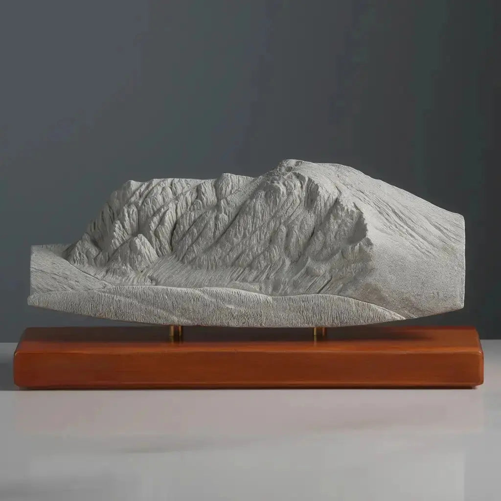 Ben Nevis Sculpture (Scottish Highlands, Scotland) Sculpted Peaks