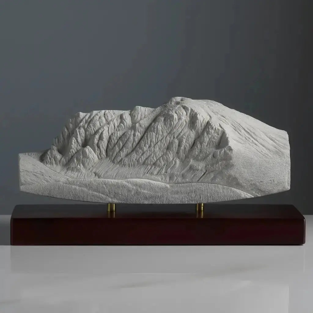 Ben Nevis Sculpture (Scottish Highlands, Scotland) Sculpted Peaks