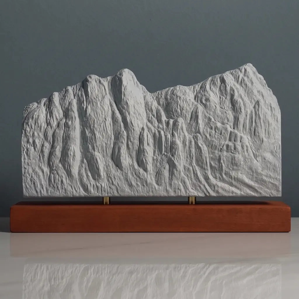 Bulldog Cliffs Sculpture - Salt River Sculpted Peaks