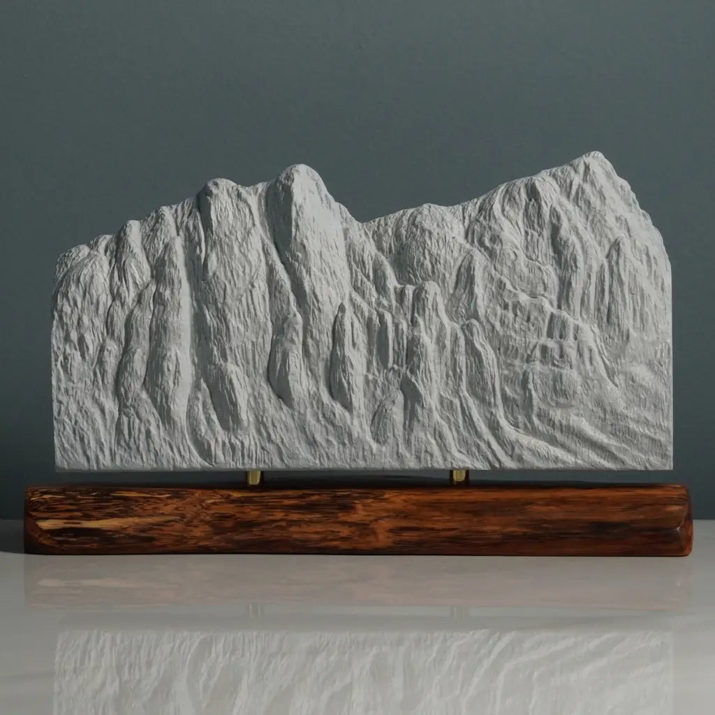 Bulldog Cliffs Sculpture - Salt River Sculpted Peaks