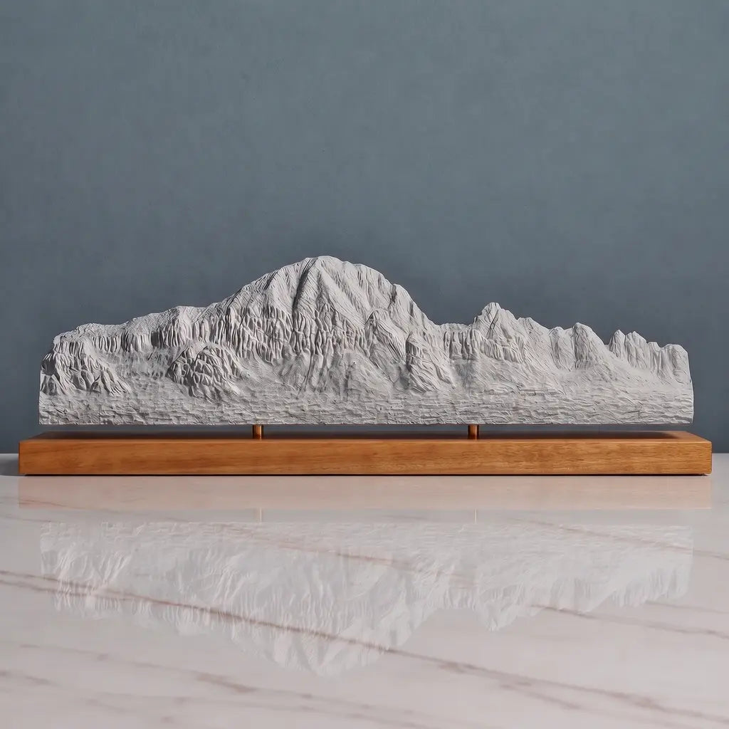 Capitol Butte Sculpture - South Face Sculpted Peaks