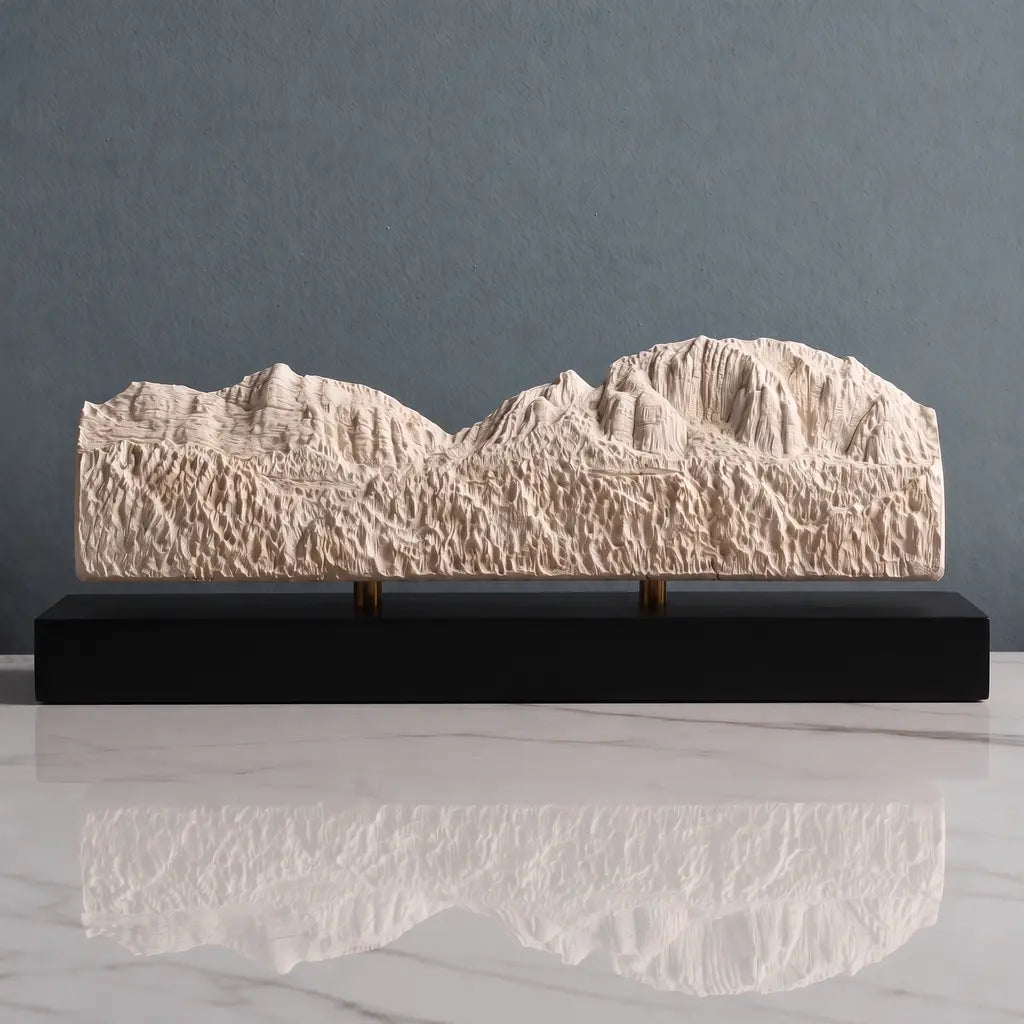 Capitol Butte Sculpture - Thunder Mountain Trail Sculpted Peaks