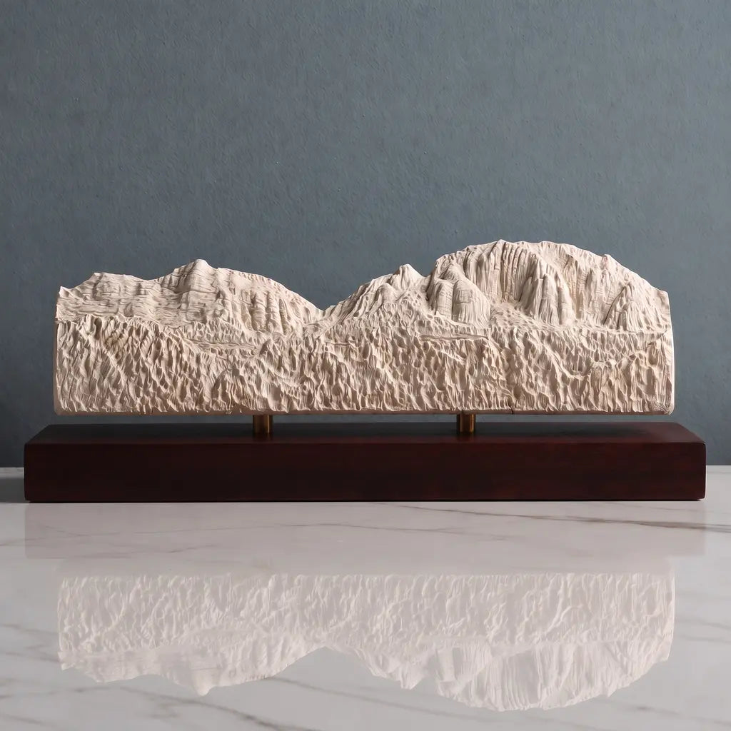 Capitol Butte Sculpture - Thunder Mountain Trail Sculpted Peaks
