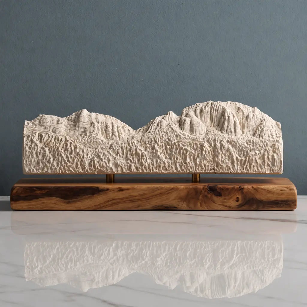 Capitol Butte Sculpture - Thunder Mountain Trail Sculpted Peaks