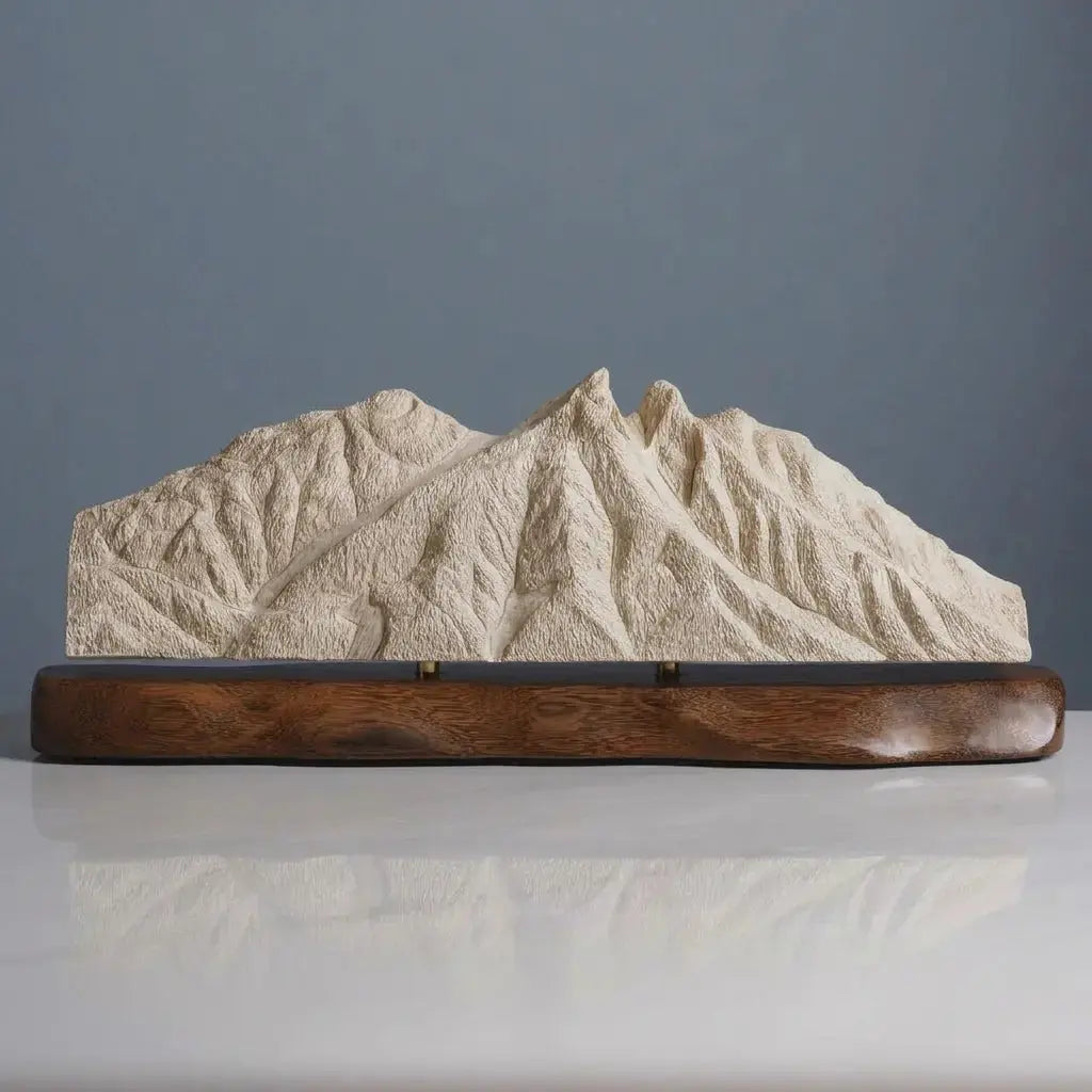Cerro de la Silla Sculpture (Mexico) Sculpted Peaks