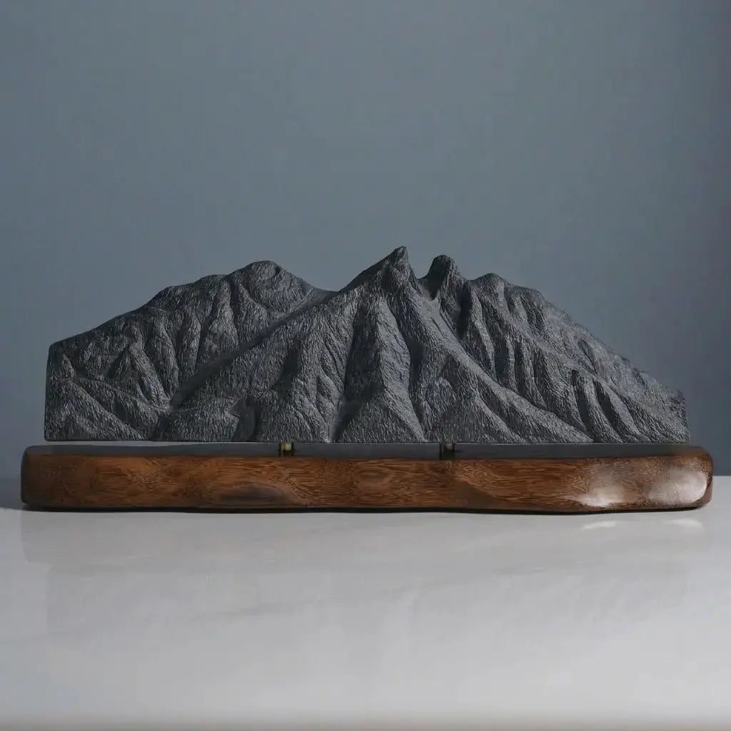 Cerro de la Silla Sculpture (Mexico) Sculpted Peaks