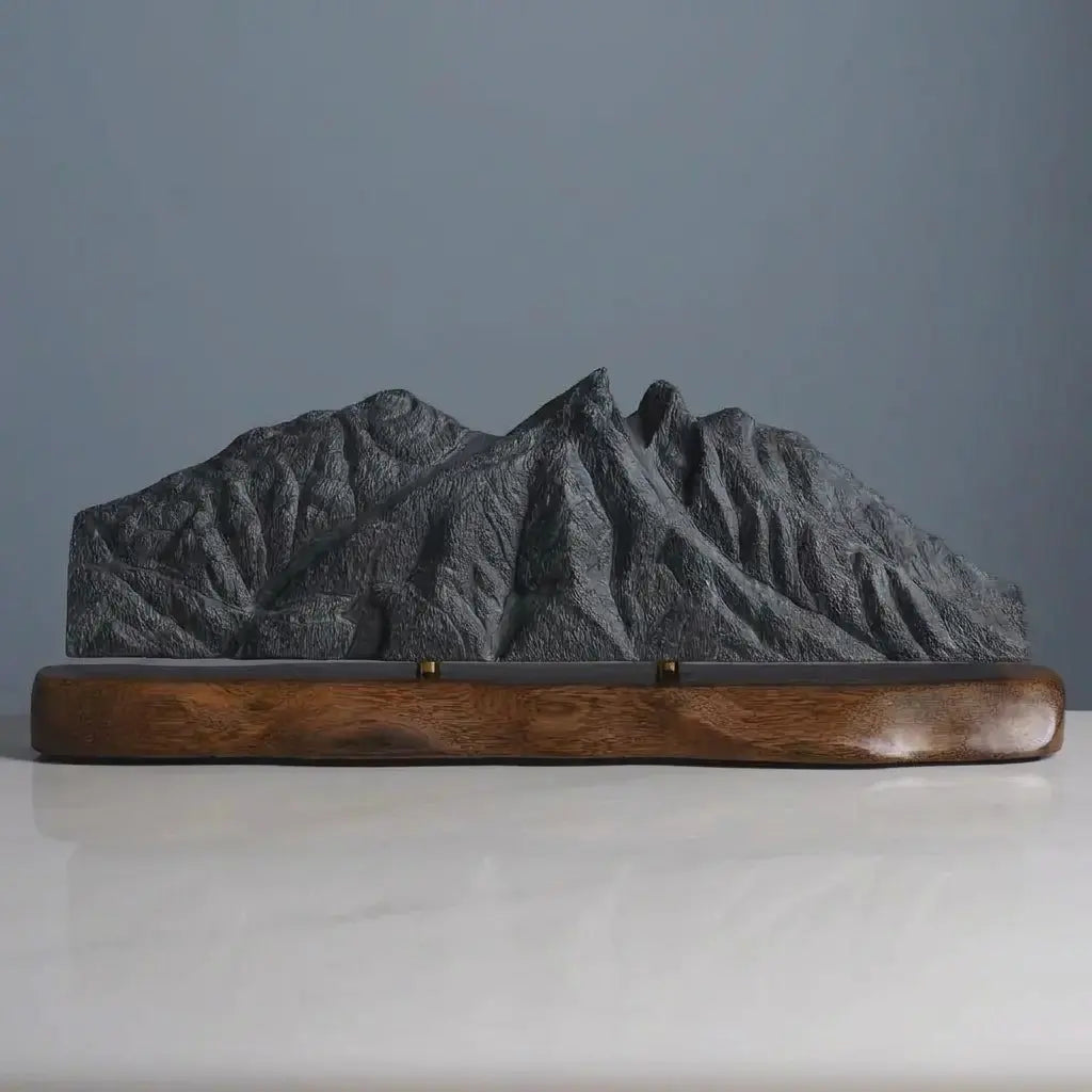 Cerro de la Silla Sculpture (Mexico) Sculpted Peaks