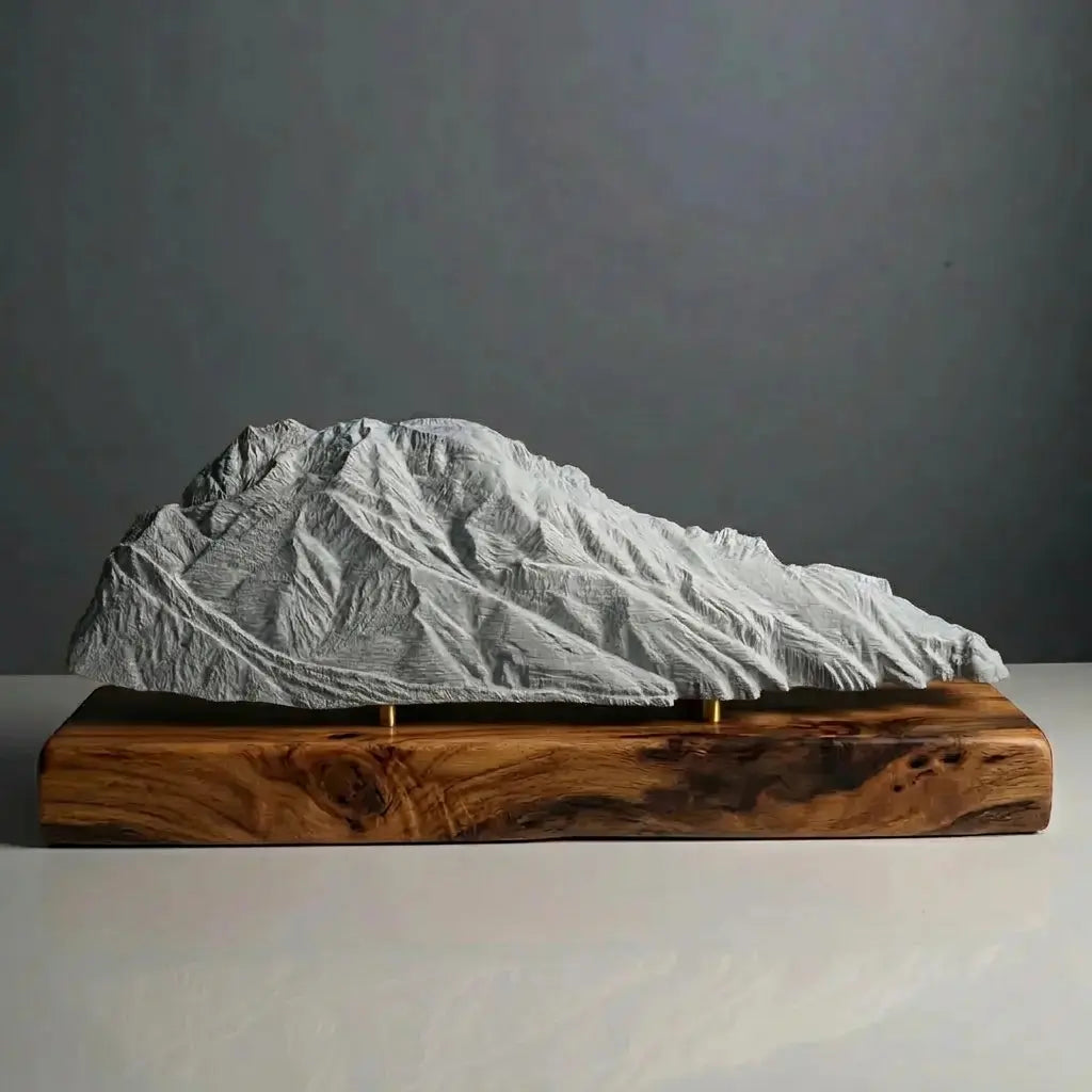 Cimbronium Sculpture (Italy) Sculpted Peaks