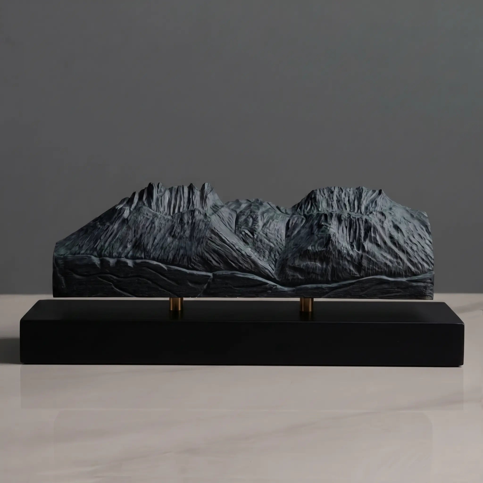 Dents de L’Enfon Sculpture (Haute-Savoie, France) Sculpted Peaks