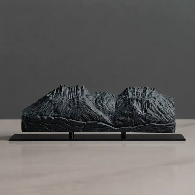 Dents de L’Enfon Sculpture (Haute-Savoie, France) Sculpted Peaks