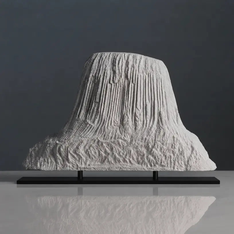 Devils Tower Sculpture (Wyoming) Sculpted Peaks