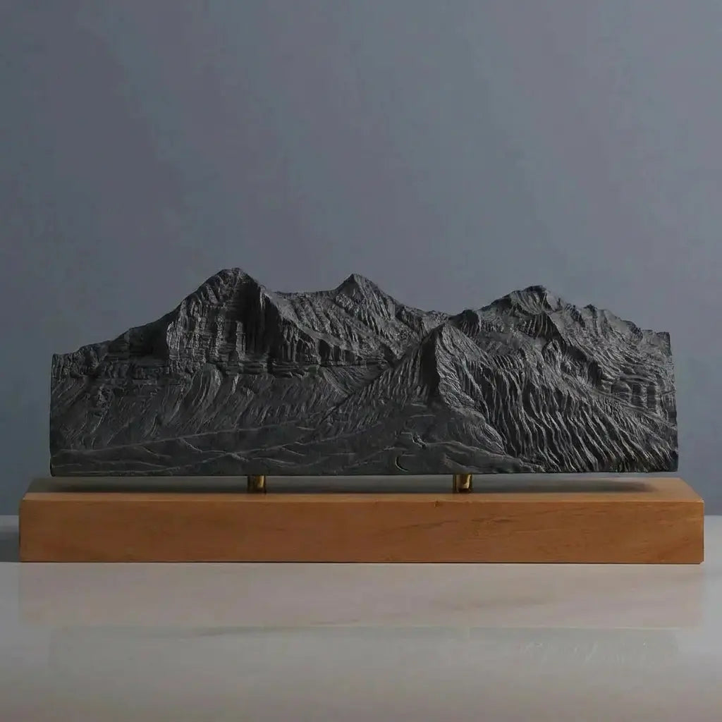 Eiger, Mönch & Jungfrau Sculpture (Bernese Alps, Switzerland) Sculpted Peaks