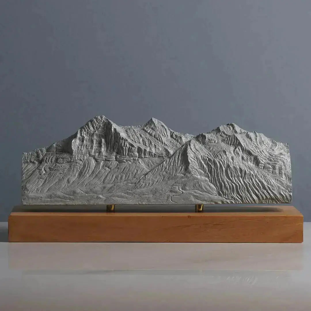 Eiger, Mönch & Jungfrau Sculpture (Bernese Alps, Switzerland) Sculpted Peaks