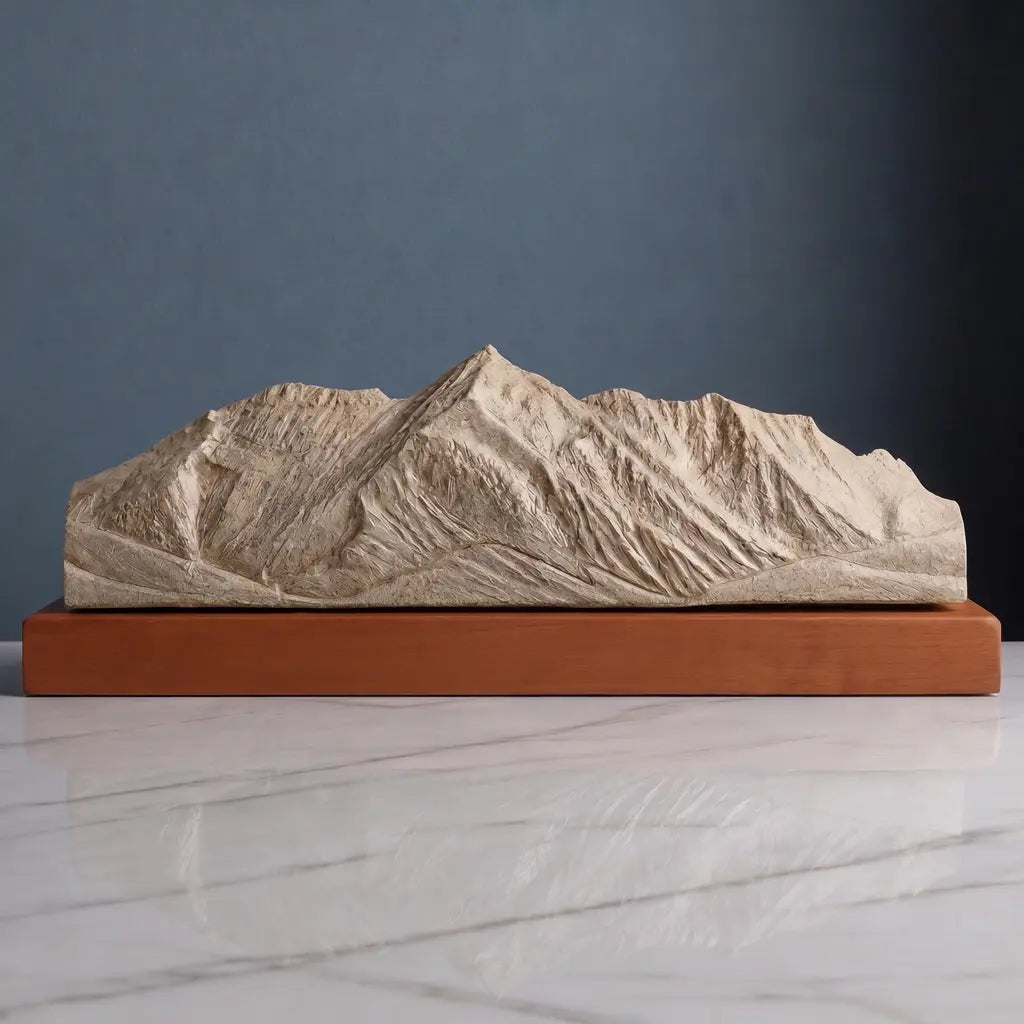 Electric Peak Sculpture - Swan Lake Flat Sculpted Peaks