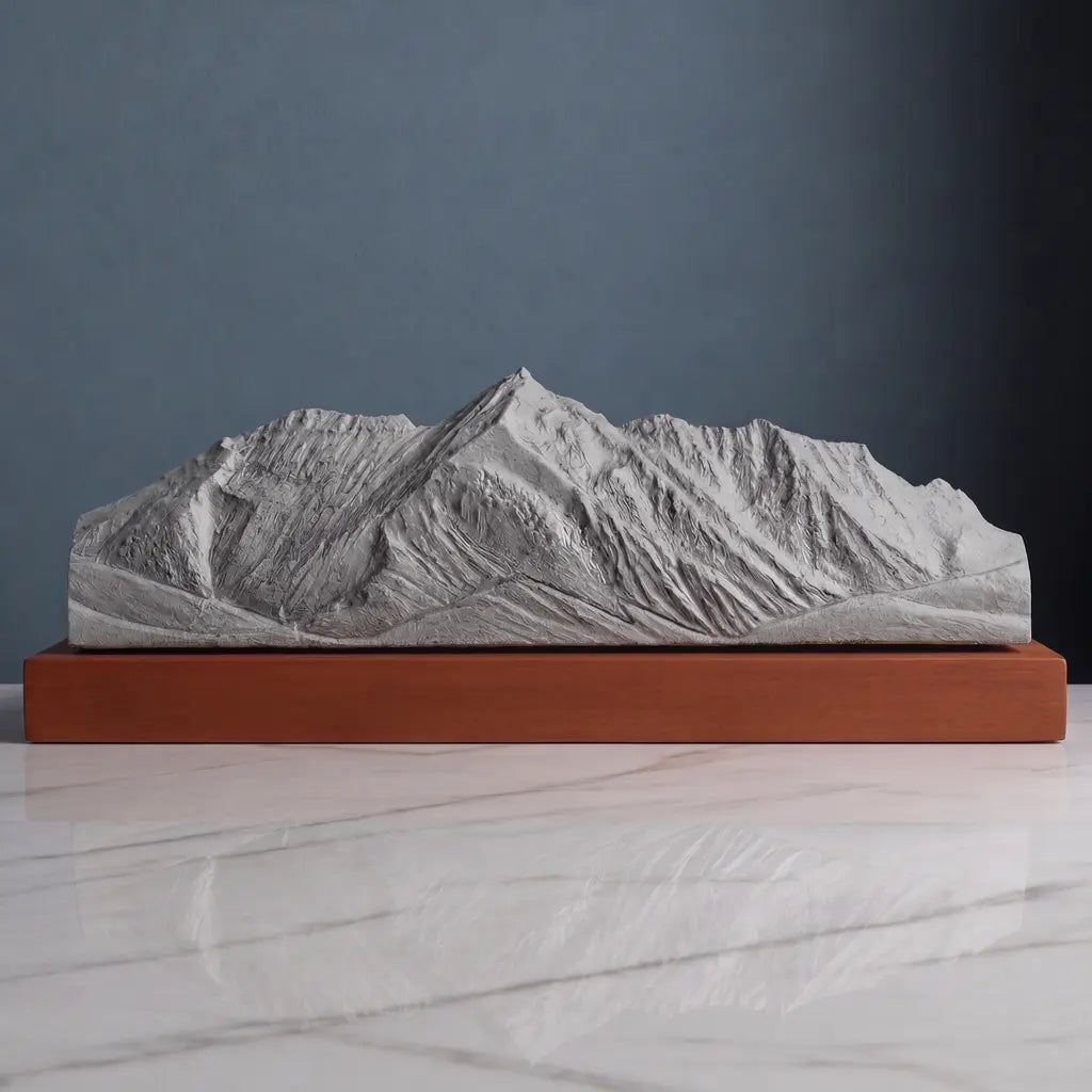 Electric Peak Sculpture - Swan Lake Flat Sculpted Peaks