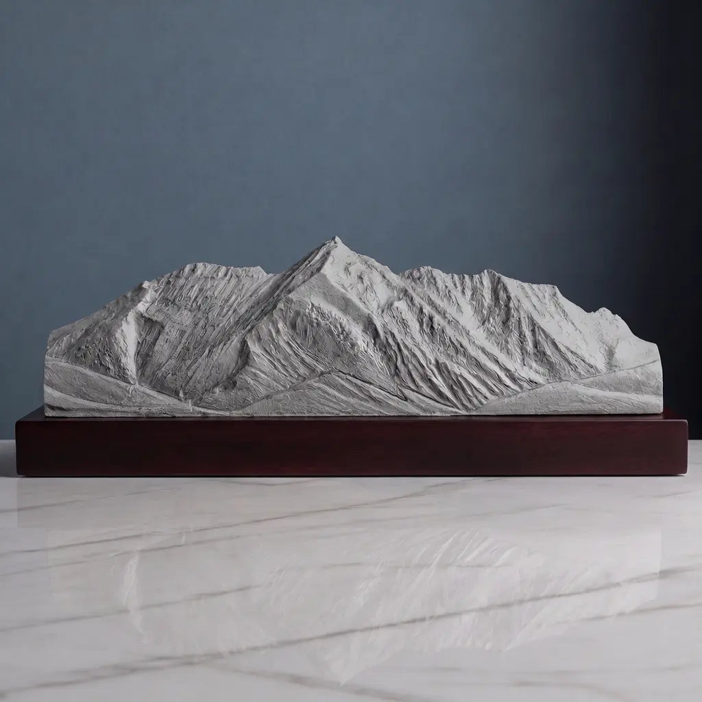Electric Peak Sculpture - Swan Lake Flat Sculpted Peaks