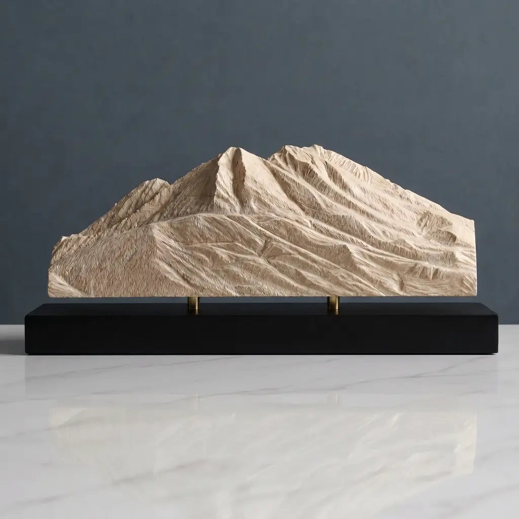 Emigrant Peak Sculpture (Paradise Valley, Montana) Sculpted Peaks