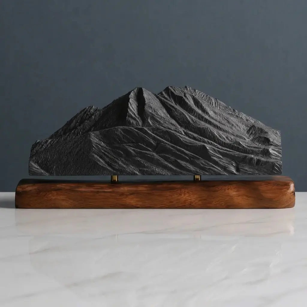 Emigrant Peak Sculpture (Paradise Valley, Montana) Sculpted Peaks
