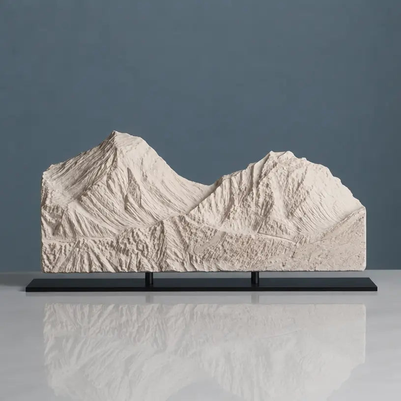 Everest & Lhotse Sculpture (Himalayas, Nepal–Tibet) Sculpted Peaks