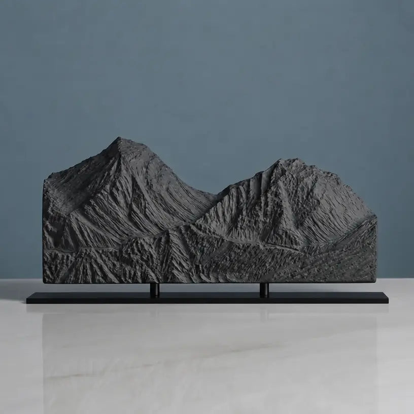 Everest & Lhotse Sculpture (Himalayas, Nepal–Tibet) Sculpted Peaks