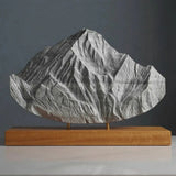 Everest Sculpture w/ Round Bottom (Mahalangur Himal, Nepal–Tibet) Sculpted Peaks