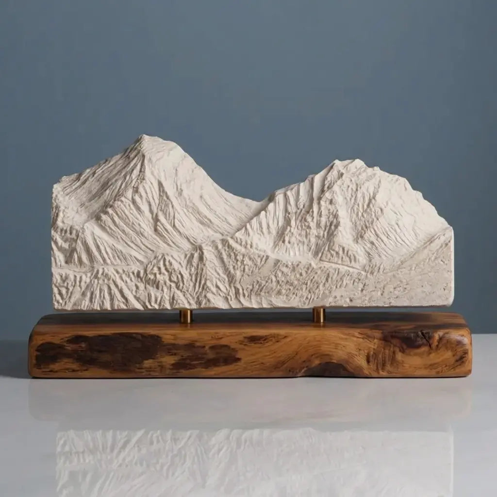 Everest & Lhotse Sculpture (Himalayas, Nepal–Tibet) Sculpted Peaks