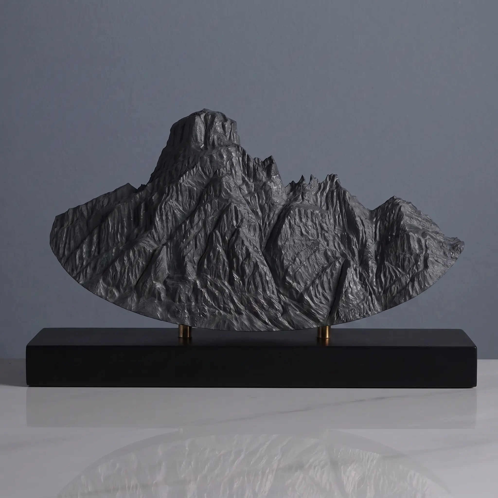 Giau Pass Sculpture (Dolomites, Rounded Bottom) Sculpted Peaks