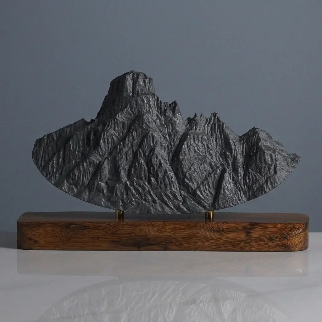 Giau Pass Sculpture (Dolomites, Rounded Bottom) Sculpted Peaks
