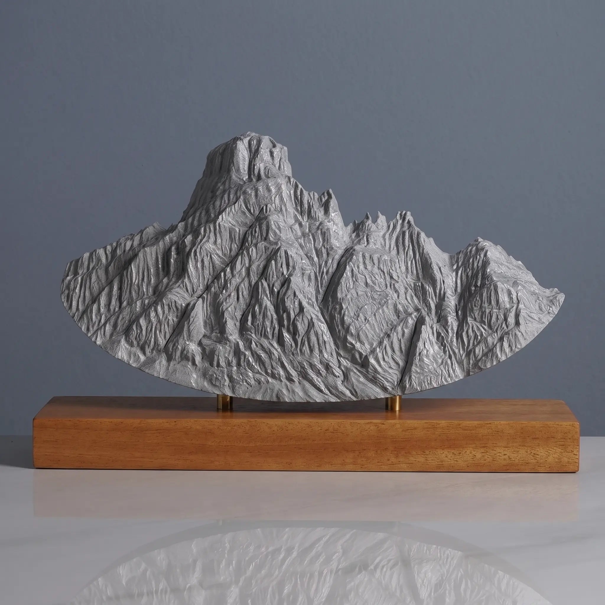 Giau Pass Sculpture (Dolomites, Rounded Bottom) Sculpted Peaks