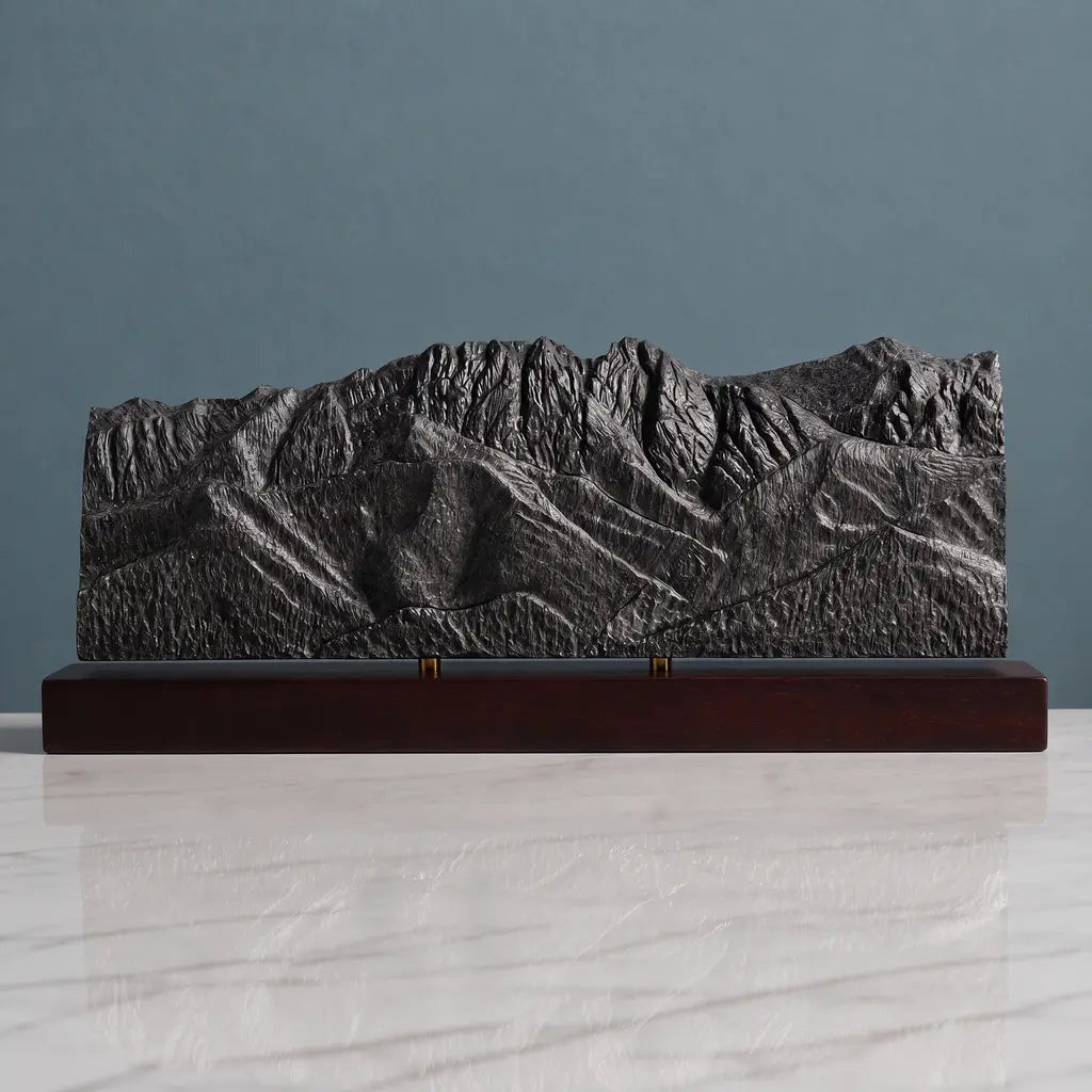 Giewont Sculpture Sculpted Peaks