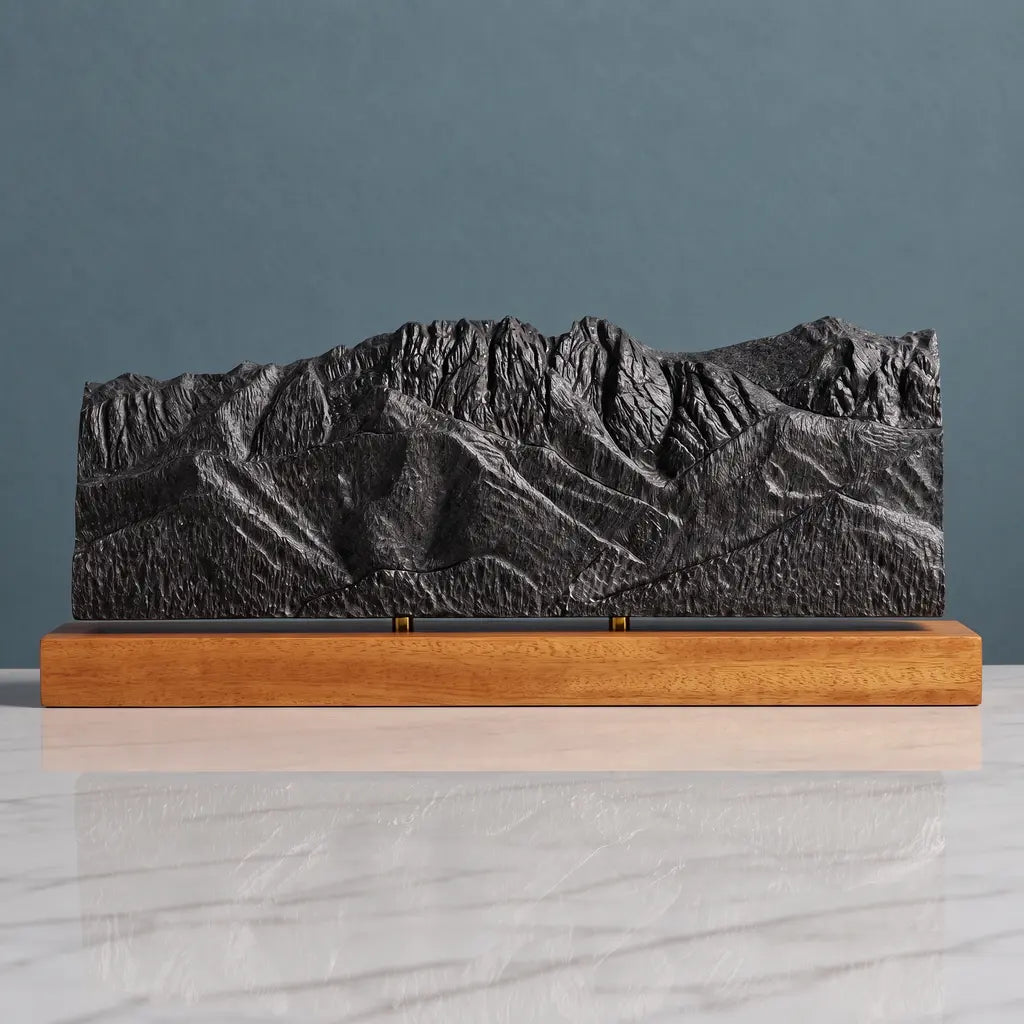 Giewont Sculpture Sculpted Peaks