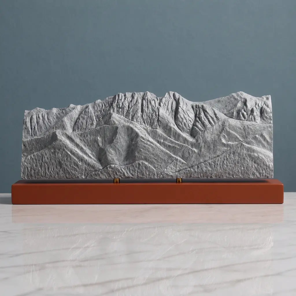 Giewont Sculpture Sculpted Peaks