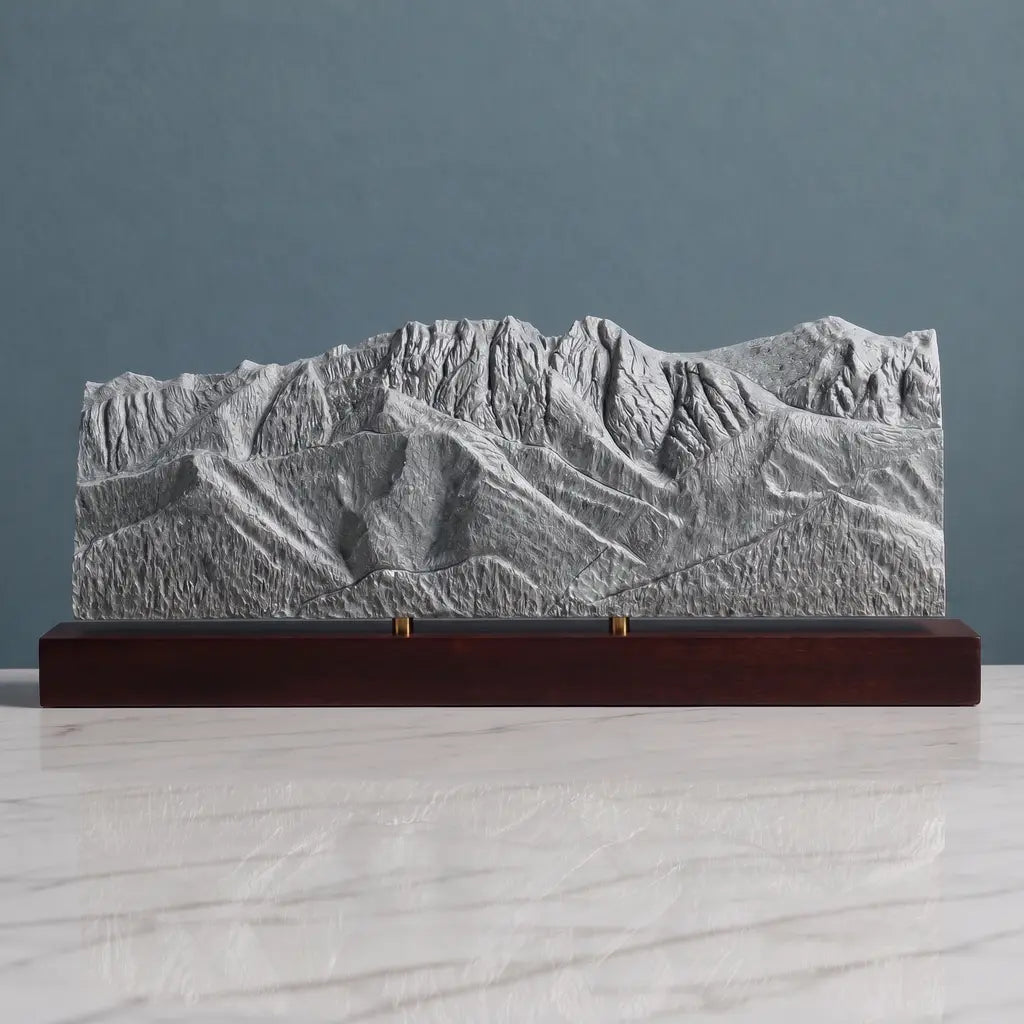 Giewont Sculpture Sculpted Peaks