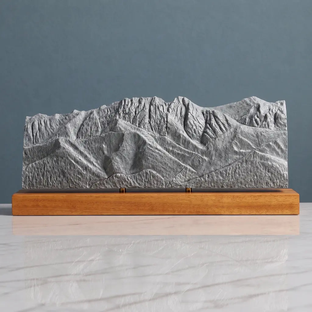 Giewont Sculpture Sculpted Peaks