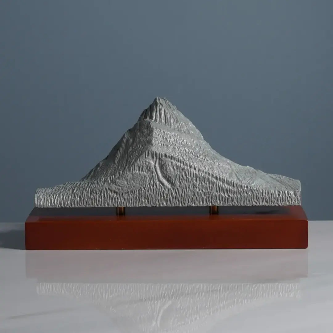 Grinnell Point Sculpture (Glacier National Park, Montana) Sculpted Peaks