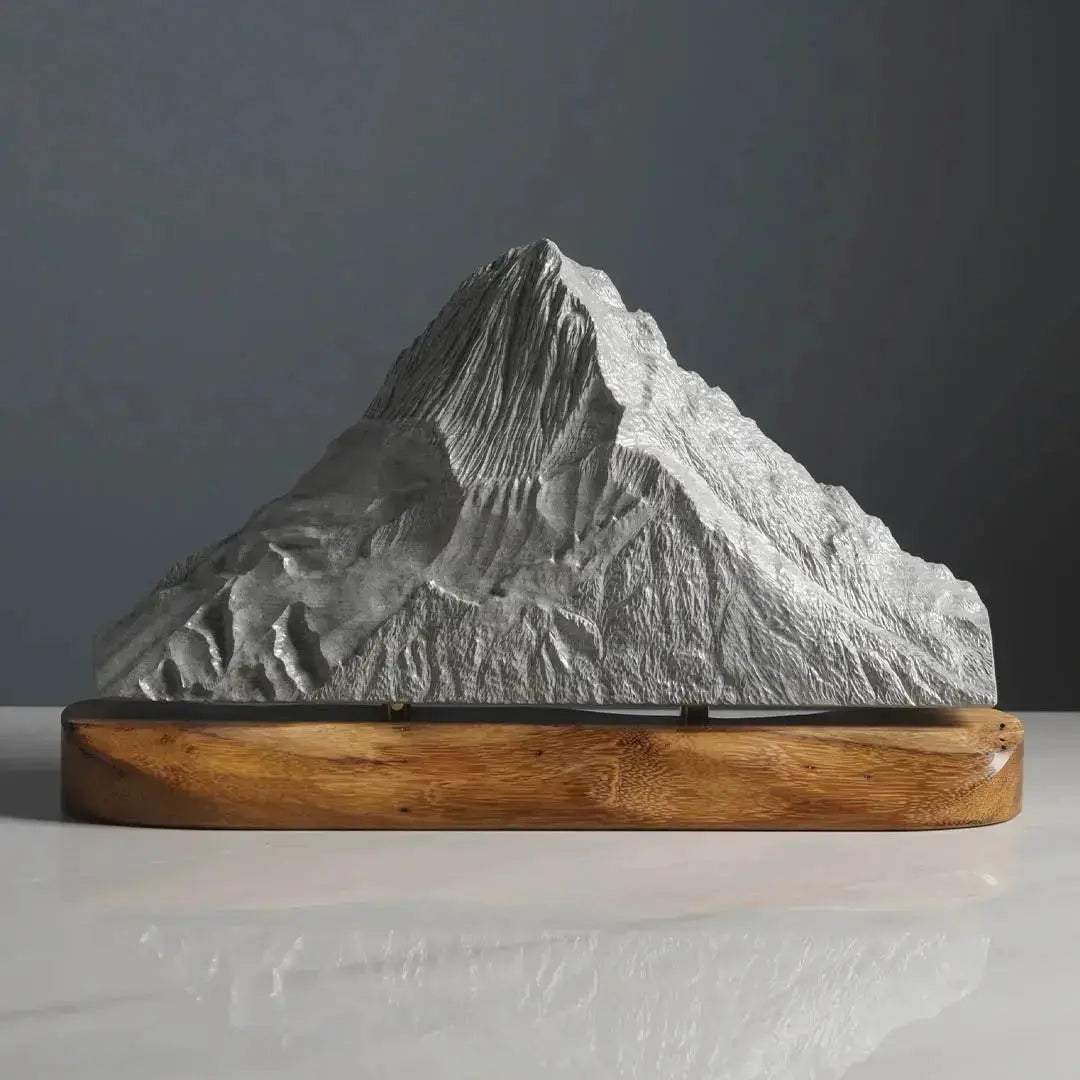 Alpamayo Sculpture (Cordillera Blanca, Peru) Sculpted Peaks