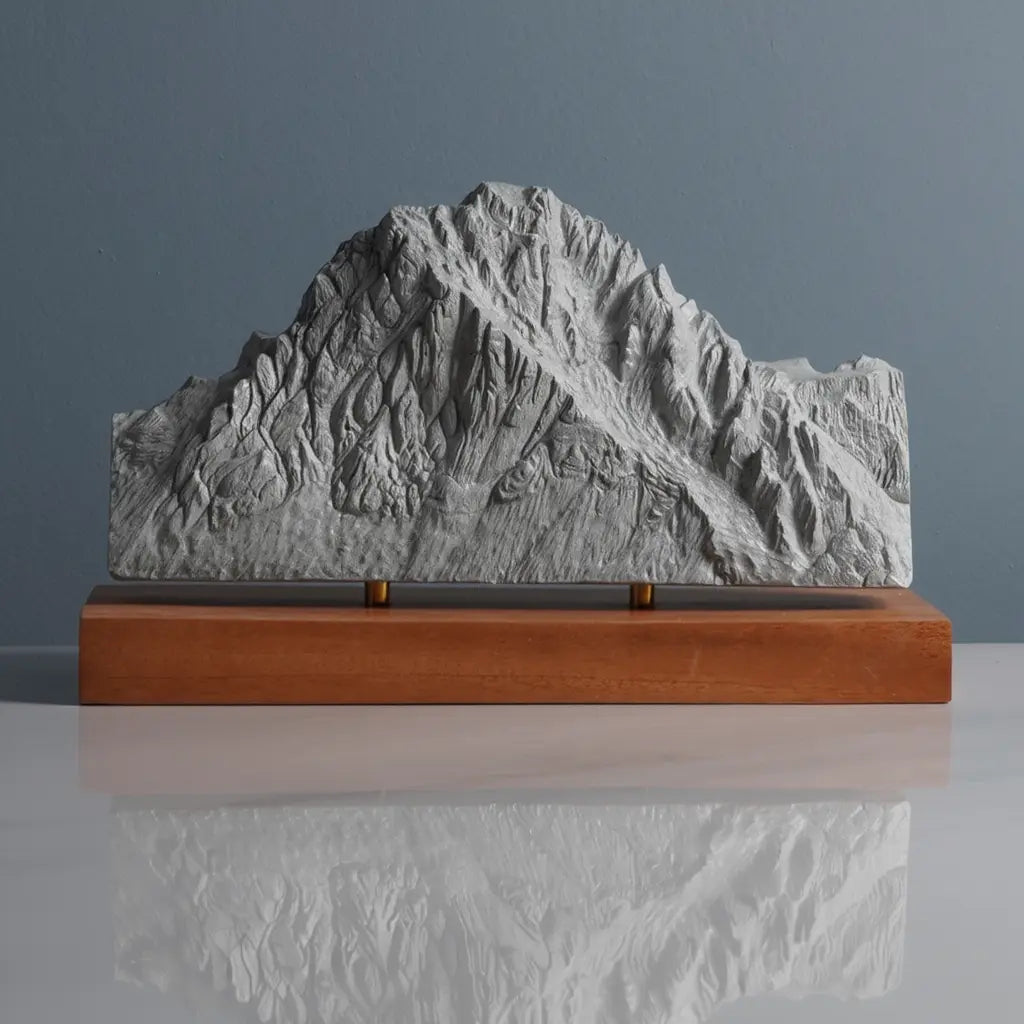 Mytikas Peak Sculpture (Mount Olympus, Greece) Sculpted Peaks